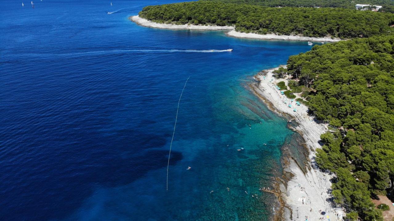 Apartmani Loreta Mali Losinj Ngoại thất bức ảnh