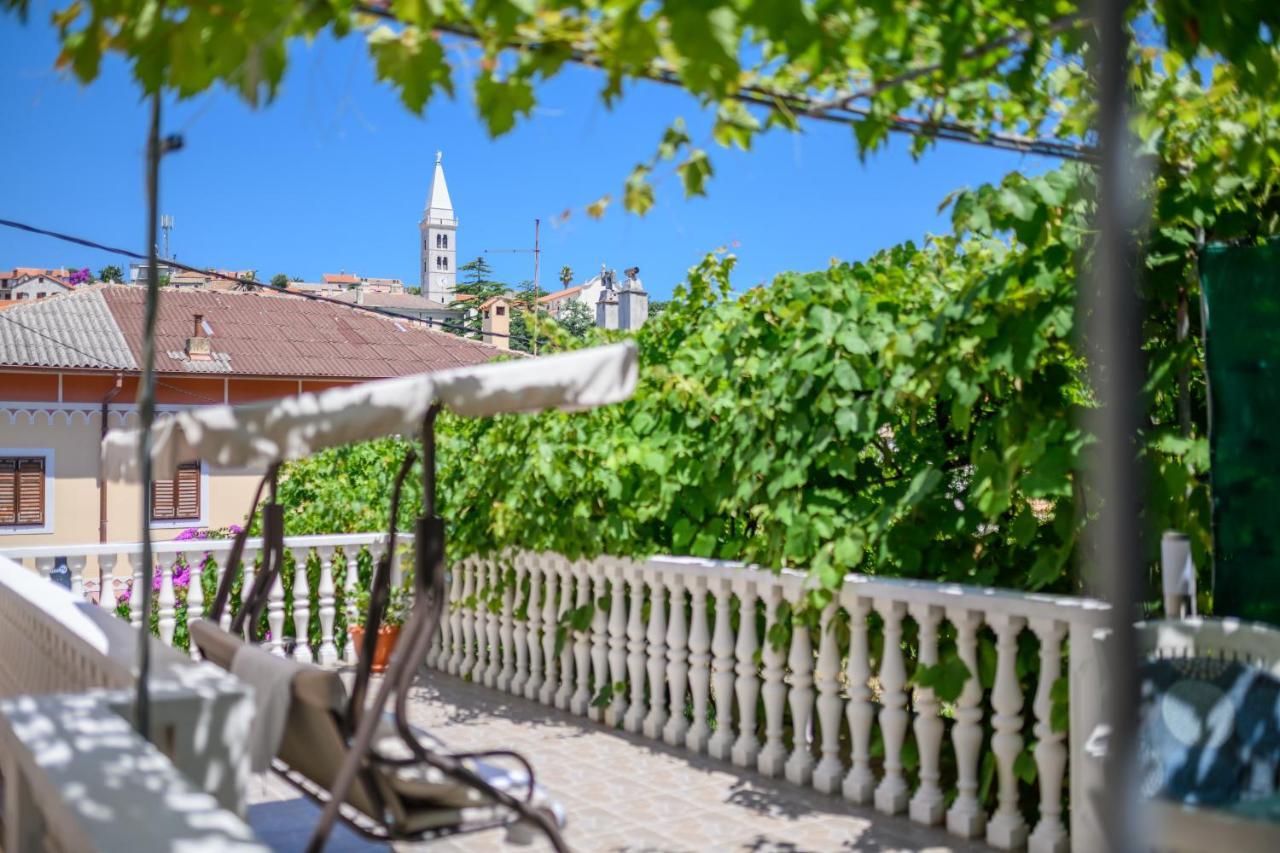 Apartmani Loreta Mali Losinj Ngoại thất bức ảnh