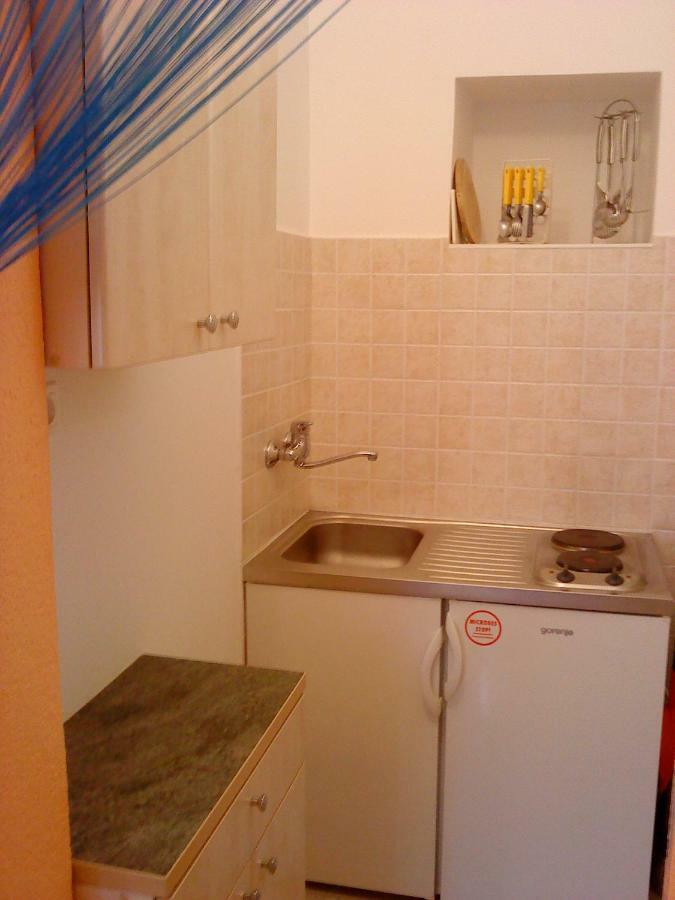 Apartmani Loreta Mali Losinj Ngoại thất bức ảnh