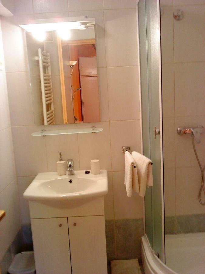 Apartmani Loreta Mali Losinj Ngoại thất bức ảnh